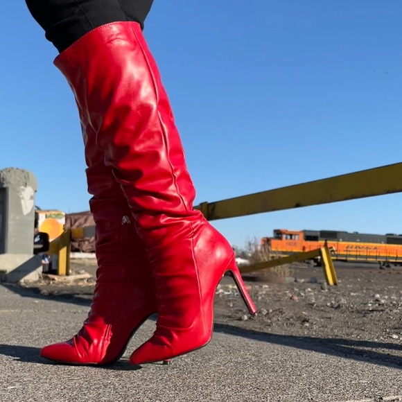 Red Boots - Picture 3 of 3